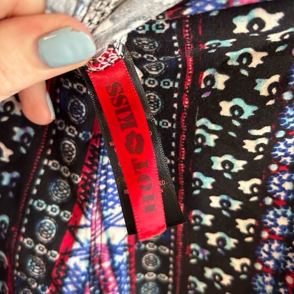 Hot Kiss Pattern Flare Pants - Picture 3 of 4